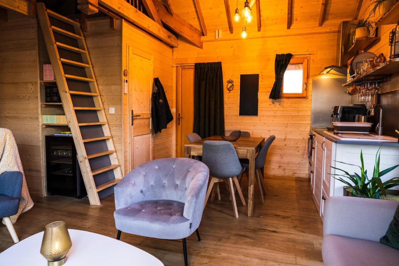 Charmante Cabane Dans Les Arbres Avec Jacuzzi Et Sauna Boismorand Exterior foto