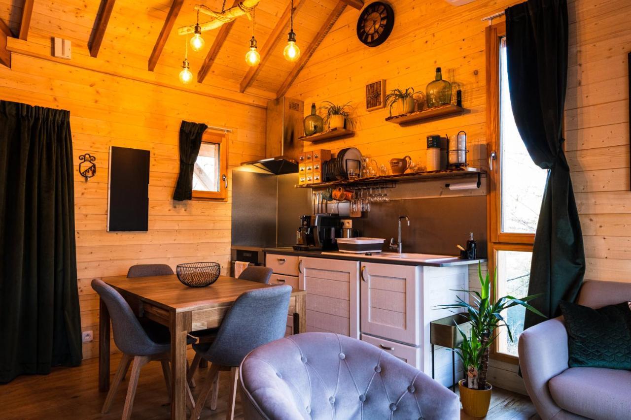 Charmante Cabane Dans Les Arbres Avec Jacuzzi Et Sauna Boismorand Exterior foto