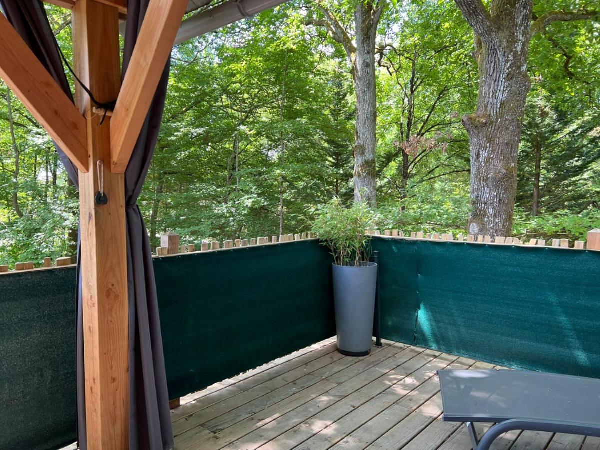 Charmante Cabane Dans Les Arbres Avec Jacuzzi Et Sauna Boismorand Exterior foto